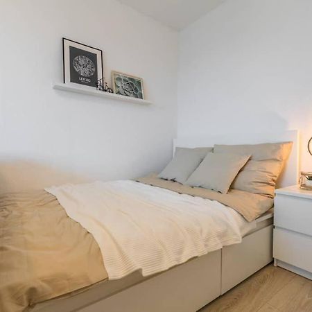 Sauber Und Modern, Netflix, Wifi, Leipzig Flair, Kueche Apartment Exterior foto